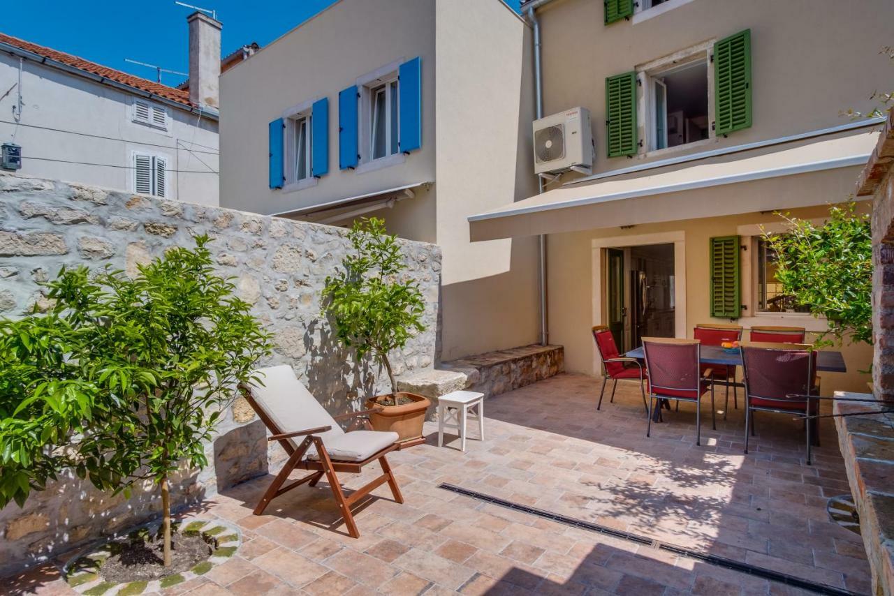 At Home In Osor, Cres Exterior foto